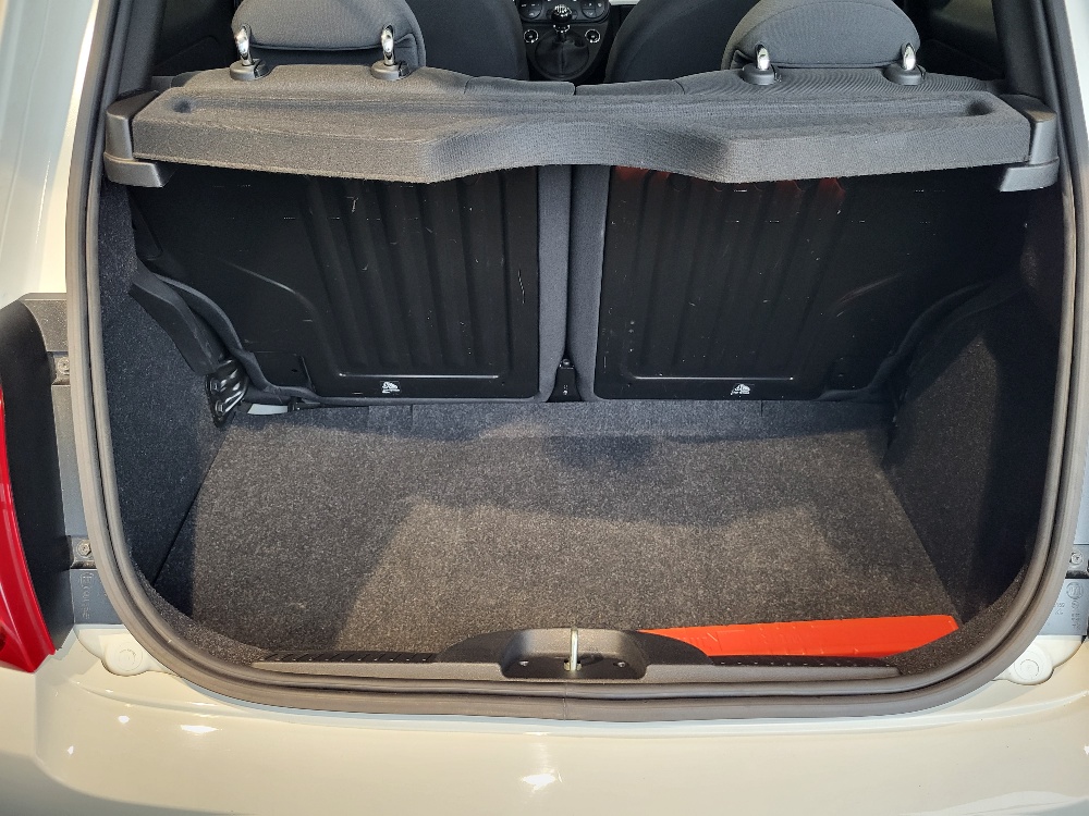 FIAT 500 1.0 70cv HYBRID DOLCEVITA + PACK COMFORT – OK NEOPATENTATI – SOLO 17.000 KM!!!!