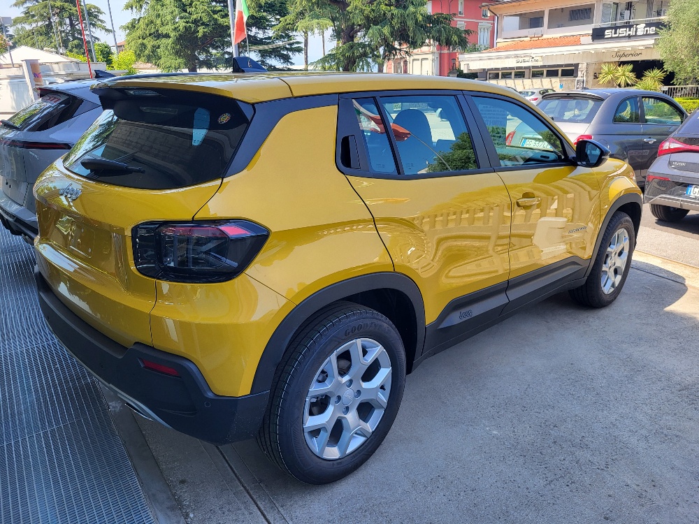 JEEP AVENGER 1.2 TURBO 100cv ALTITUDE KM0 2025 – PREZZO PROMO