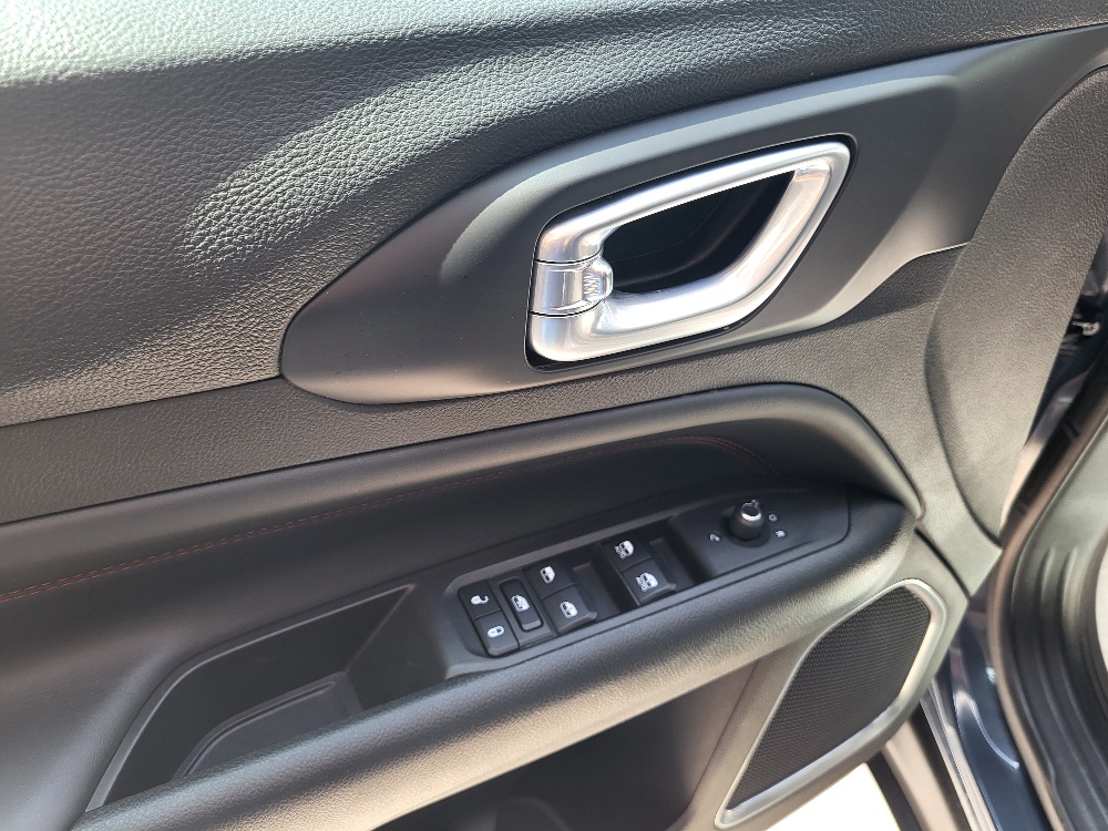 JEEP COMPASS 1.3 T4 4xe PLUG-IN HYBRID TRAILHAWK CAMBIO AUTOMATICO 4 RUOTE MOTRICI – PREZZO RIBASSATO !!!