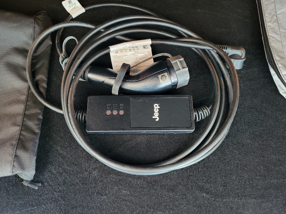 JEEP COMPASS 1.3 T4 4xe PLUG-IN HYBRID TRAILHAWK CAMBIO AUTOMATICO 4 RUOTE MOTRICI – PREZZO RIBASSATO !!!