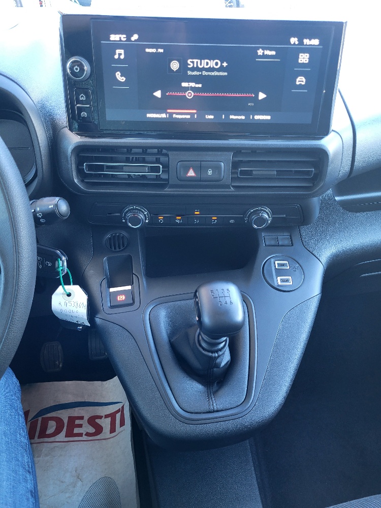 FIAT DOBLO’ CARGO 3 POSTI 1.5 BlueHdi 100cv – KM0 2025 – IN PRONTACONSEGNA!!!