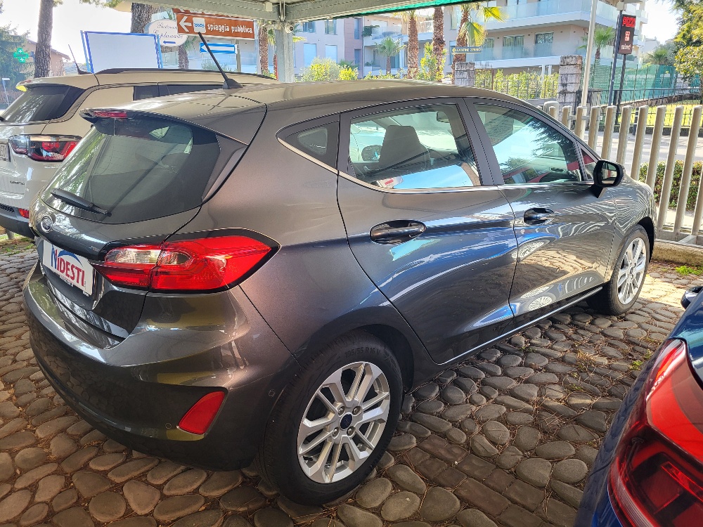 FORD FIESTA 1.1 75cv 5 PORTE TITANIUM – OK NEOPATENTATI