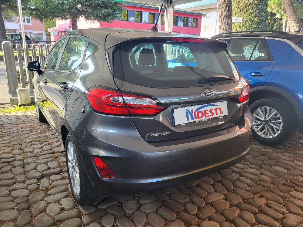 FORD FIESTA 1.1 75cv 5 PORTE TITANIUM – OK NEOPATENTATI