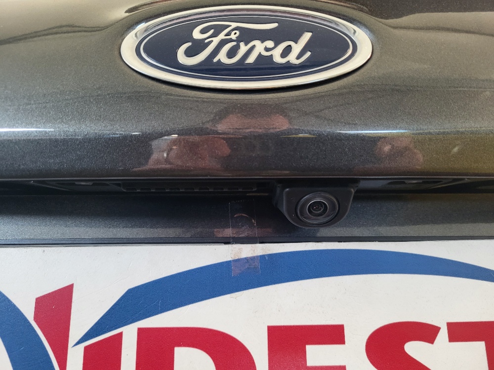 FORD FIESTA 1.1 75cv 5 PORTE TITANIUM – OK NEOPATENTATI