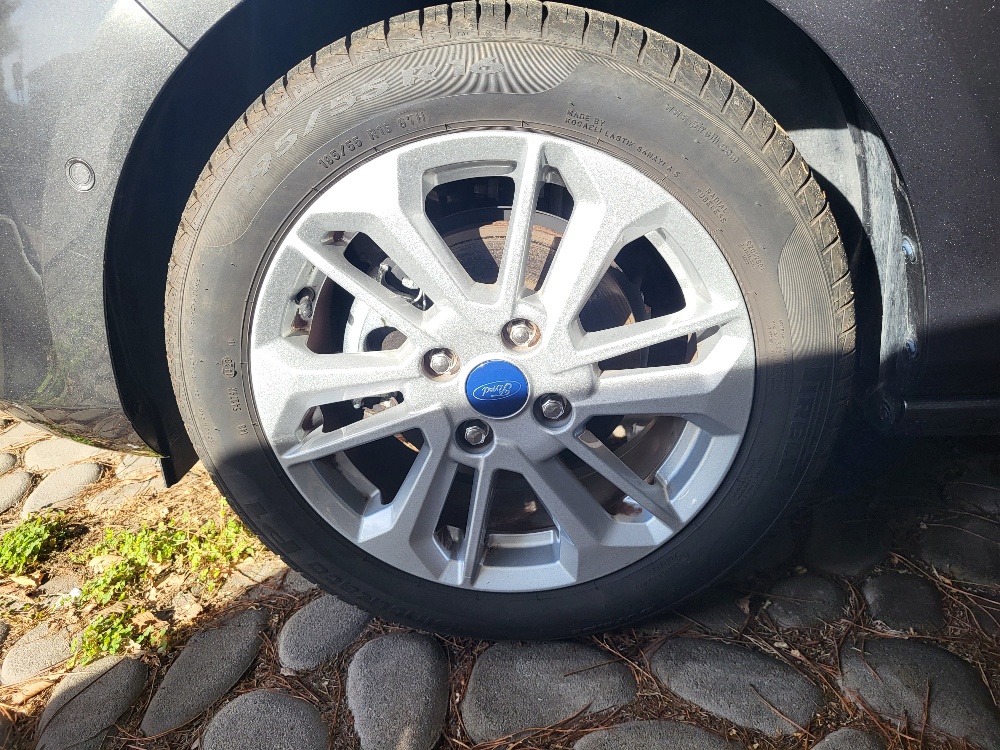 FORD FIESTA 1.1 75cv 5 PORTE TITANIUM – OK NEOPATENTATI