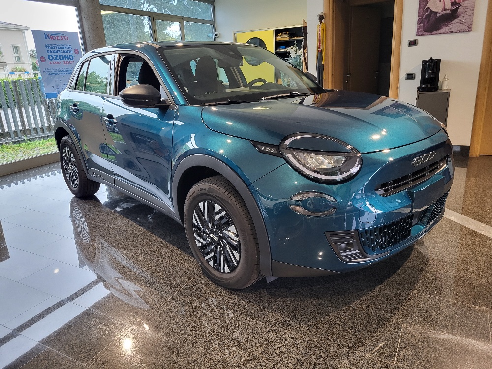 FIAT 600 HYBRID 100cv – CAMBIO AUTOMATICO – KM0 GIUGNO 2025