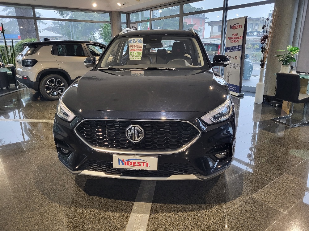 MG ZS 1.5 106cv LUXURY – KM0 – OK NEOPATENTATI