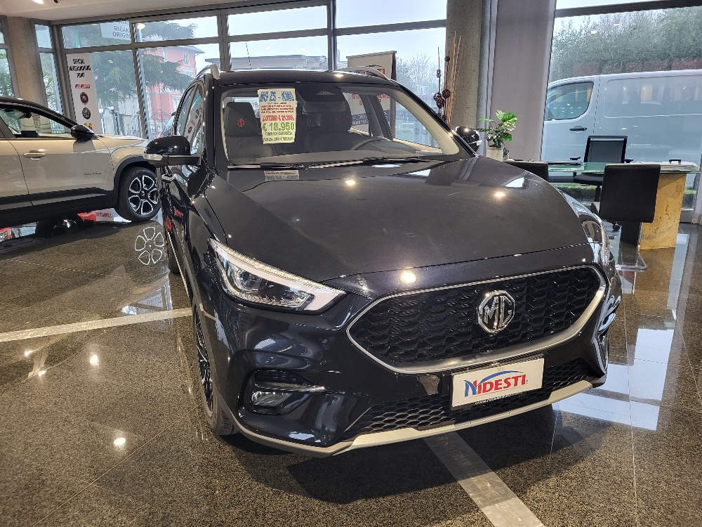 MG ZS 1.5 106cv LUXURY – KM0 – OK NEOPATENTATI