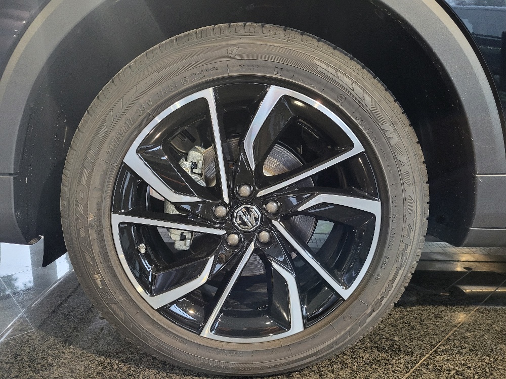 MG ZS 1.5 106cv LUXURY – KM0 – OK NEOPATENTATI