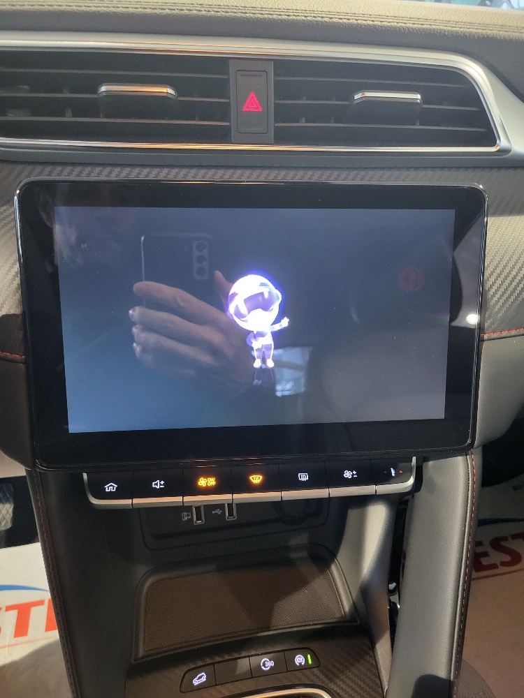 MG ZS 1.5 106cv LUXURY – KM0 – OK NEOPATENTATI