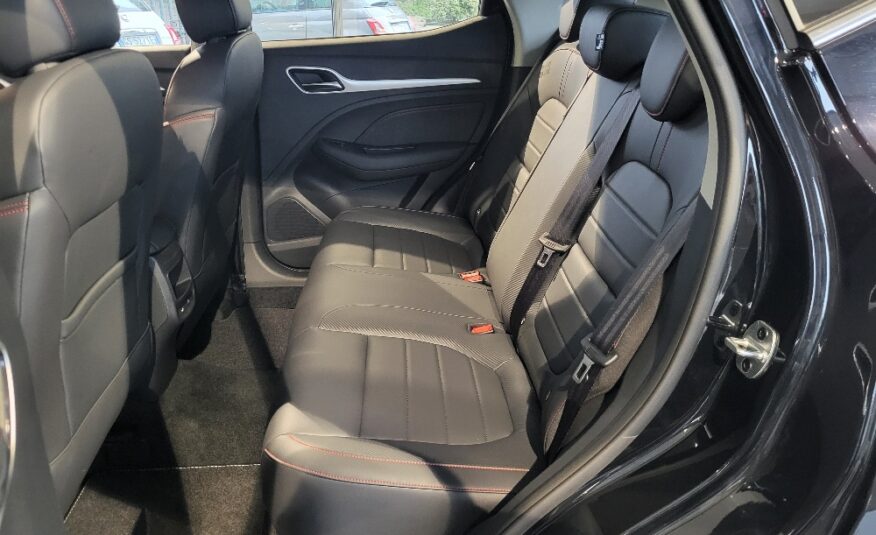 MG ZS 1.5 106cv LUXURY – KM0 – OK NEOPATENTATI