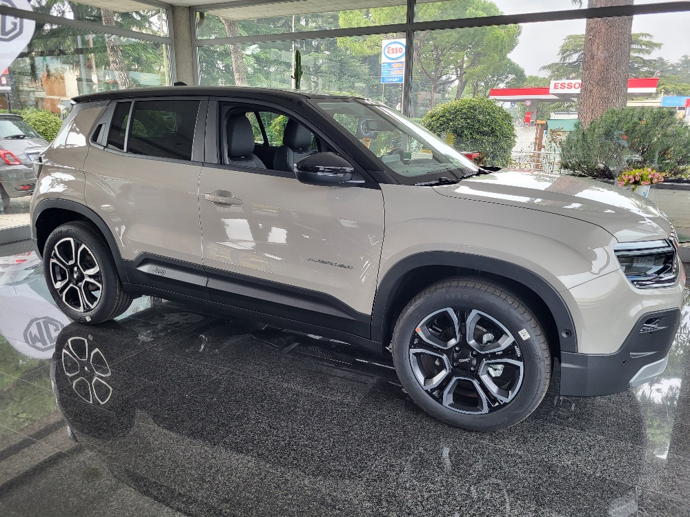 JEEP AVENGER 1.2 TURBO 100cv SUMMIT KM0 PROMO 2024 – PREZZO RIBASSATO- FULL OPTIONAL !!!