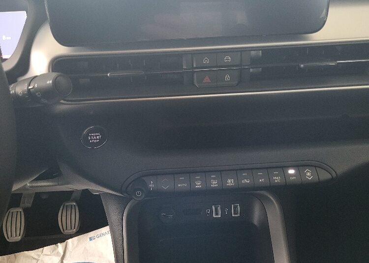 JEEP AVENGER 1.2 TURBO 100cv SUMMIT KM0 PROMO 2024 – PREZZO RIBASSATO- FULL OPTIONAL !!!