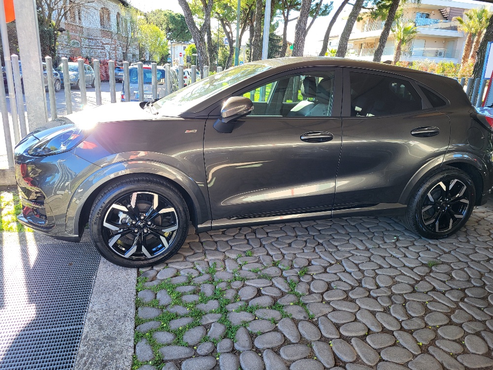 FORD PUMA 1.0 ECOBOOST 125cv HYBRID ST-LINE X – OK NEOPATENTATI – SOLO 7.000KM !!!