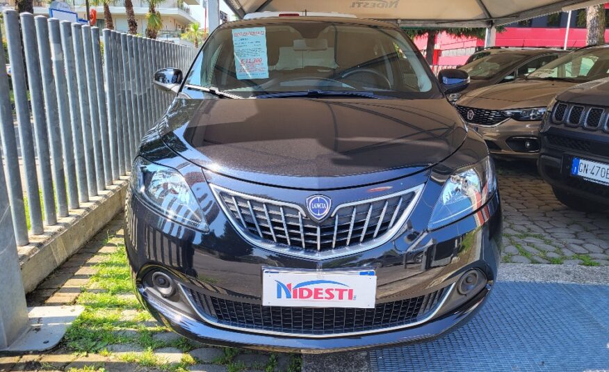 LANCIA Y SILVER 1.0 70cv HYBRID – OK NEOPATENTATI