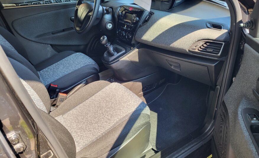 LANCIA Y SILVER 1.0 70cv HYBRID – OK NEOPATENTATI
