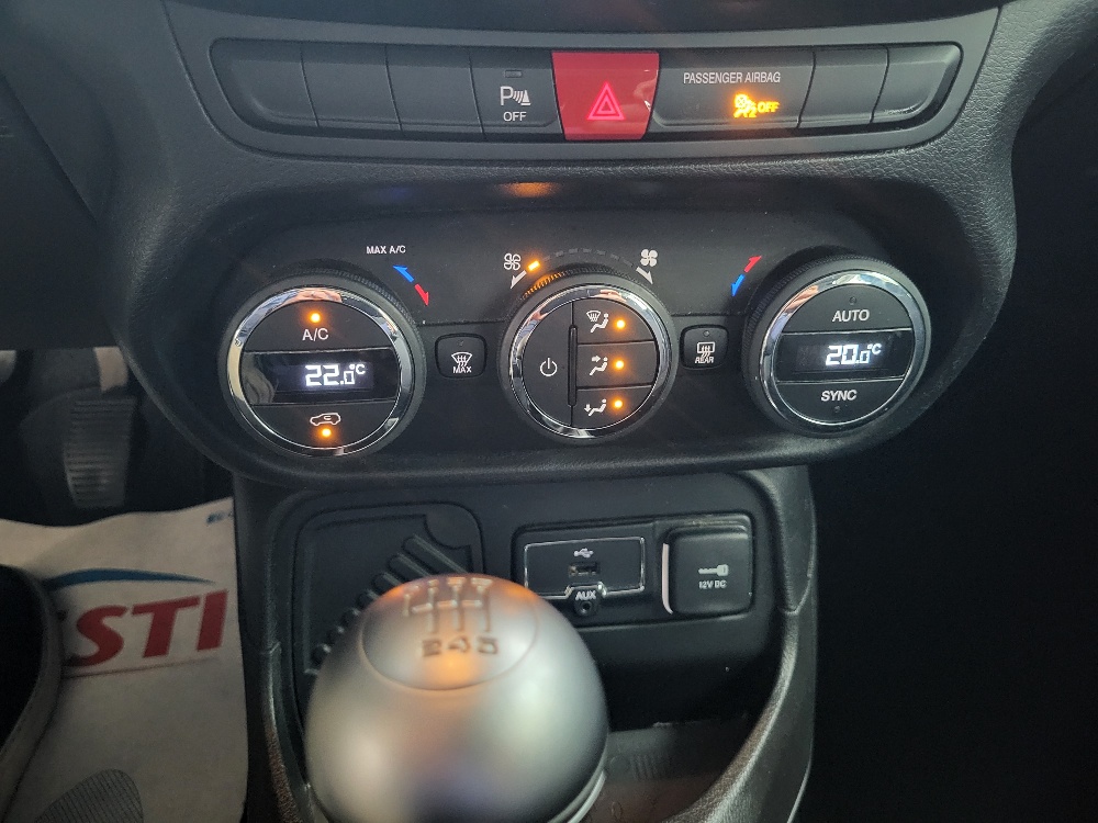 JEEP RENEGADE 1.4 T-JET 120cv LONGITUDE CON IMPIANTO GPL ORIGINALE DALLA FABBRICA