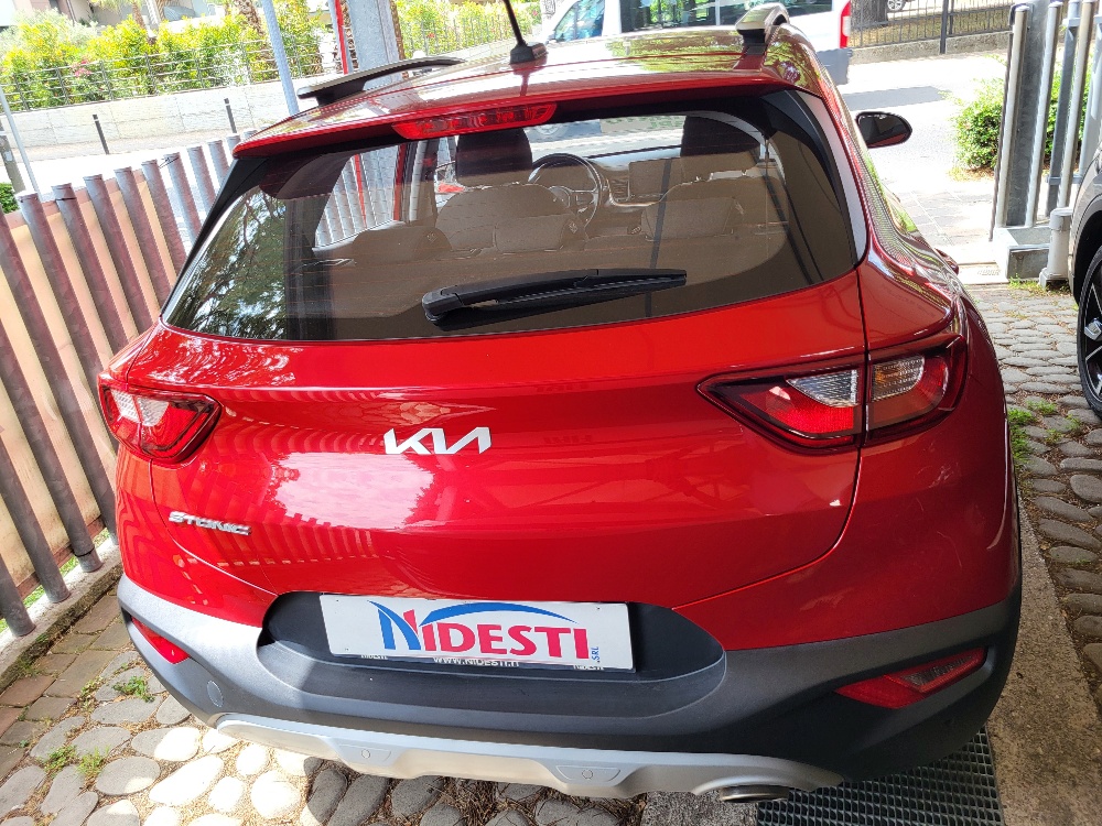 KIA STONIC 1.2 BENZINA CON IMPIANTO GPL ORIGINALE DALLA FABBRICA – OK NEOPATENTATI