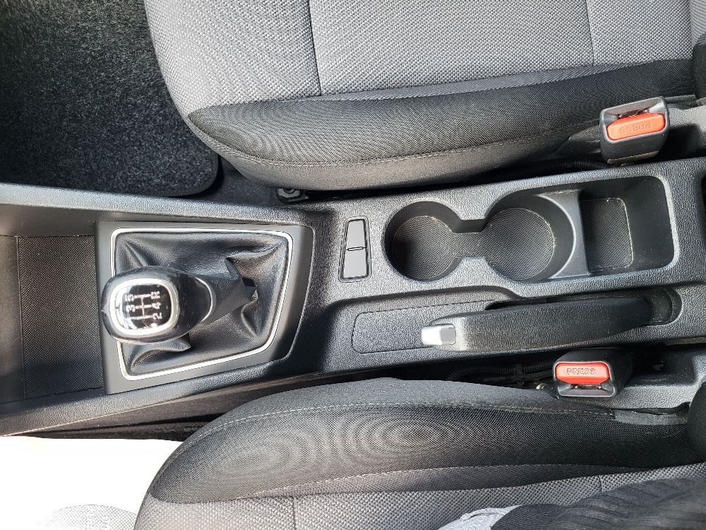 HYUNDAI i20 1.2 BENZINA CON IMPIANTO GPL ORIGINALE DALLA FABBRICA – OK NEOPATENTATI