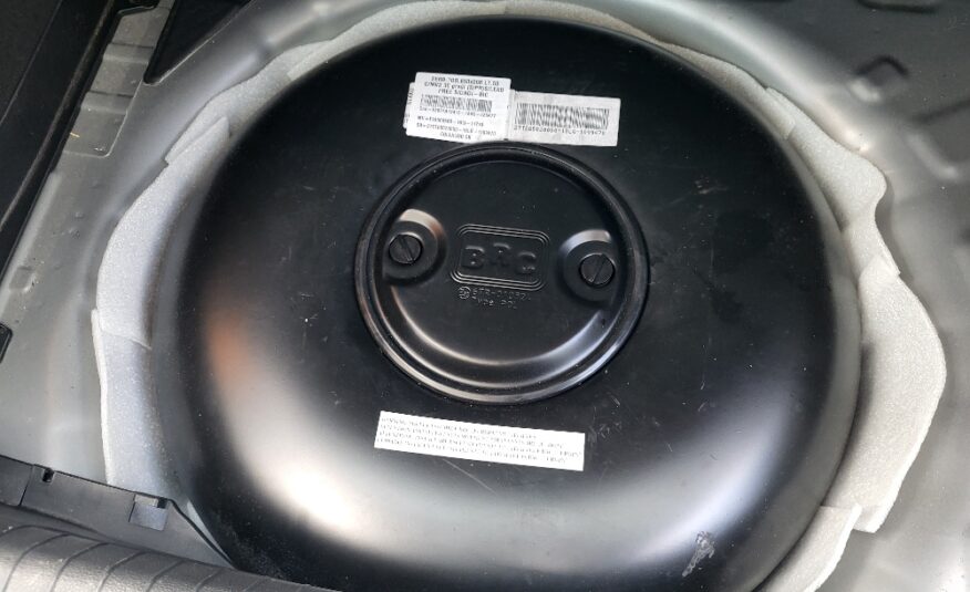 HYUNDAI i20 1.2 BENZINA CON IMPIANTO GPL ORIGINALE DALLA FABBRICA – OK NEOPATENTATI