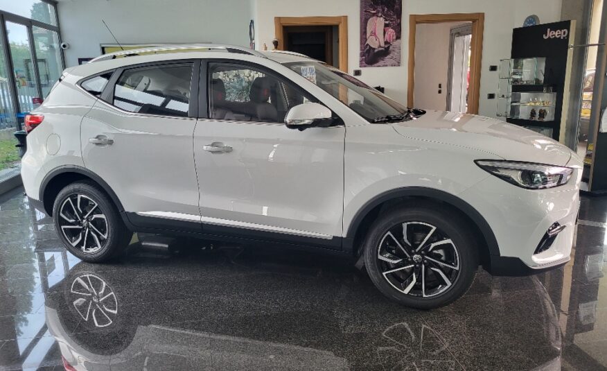 MG ZS 1.5 106cv LUXURY – KM0 – OK NEOPATENTATI