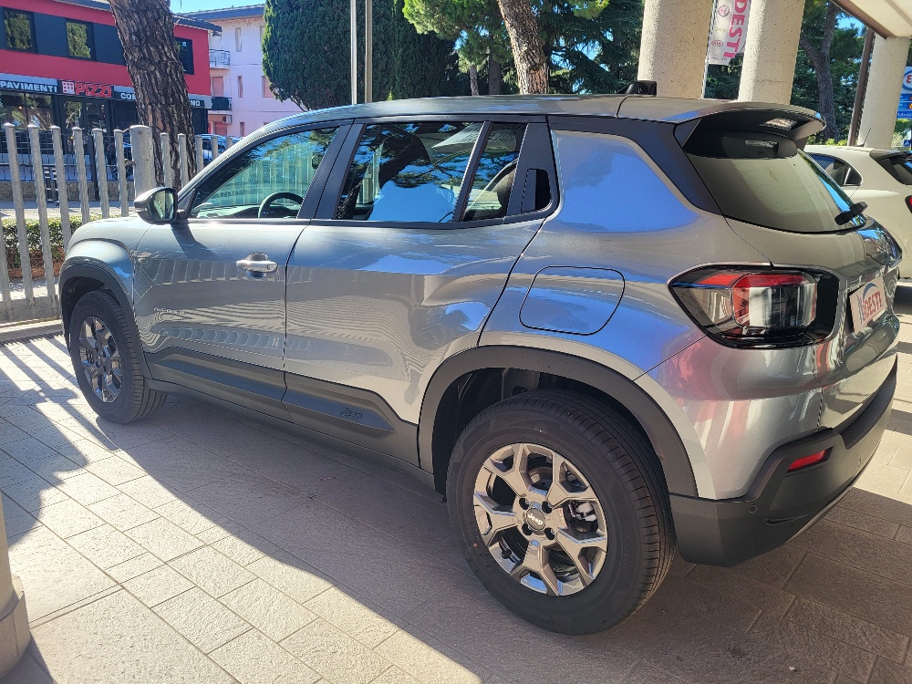 JEEP AVENGER 1.2 TURBO 100cv LONGITUDE KM0 2025 – PRONTACONSEGNA – PREZZO PROMO