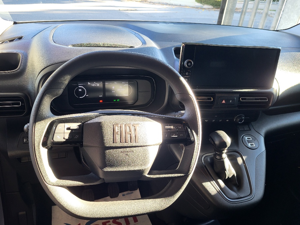 FIAT DOBLO’ CARGO 3 POSTI 1.5 BlueHdi 100cv – KM0 2025 – IN PRONTACONSEGNA!!!