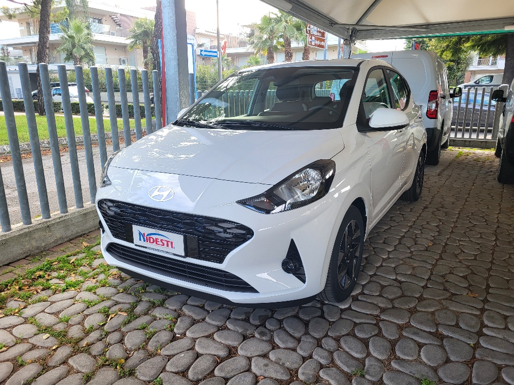 HYUNDAI i10 1.0 63cv CONNECTLINE CAMBIO AUTOMATICO – PREZZO PROMO