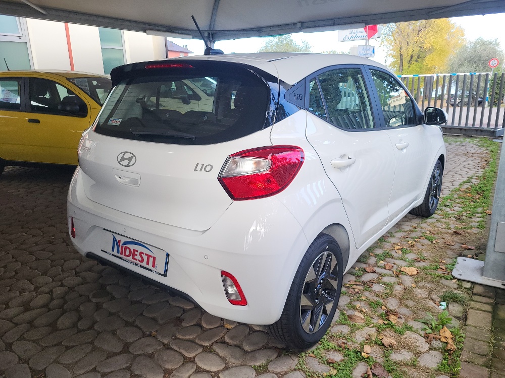HYUNDAI i10 1.0 63cv CONNECTLINE CAMBIO AUTOMATICO – PREZZO PROMO