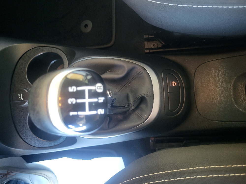 FIAT 500L 1.3 mjt TREKKING 95cv – OK NEOPATENTATI!!