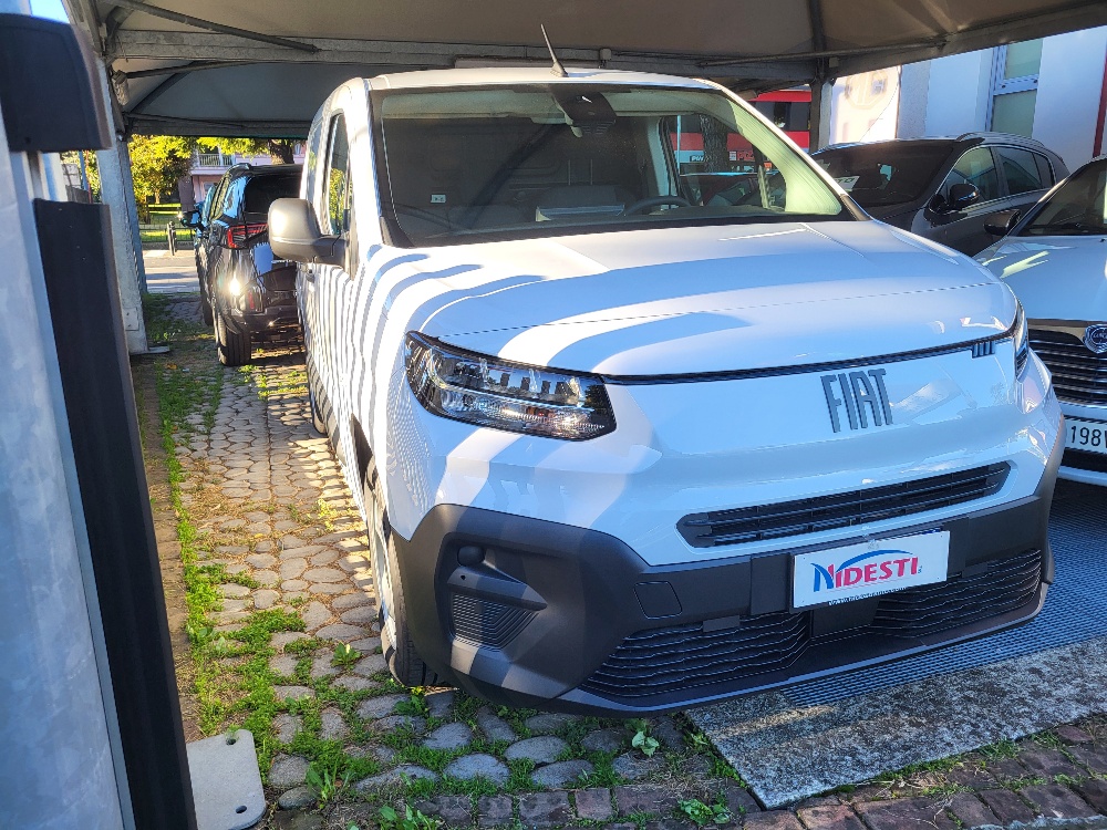 FIAT DOBLO’ CARGO 3 POSTI 1.5 BlueHdi 100cv – KM0 2025 – IN PRONTACONSEGNA – PREZO PROMO