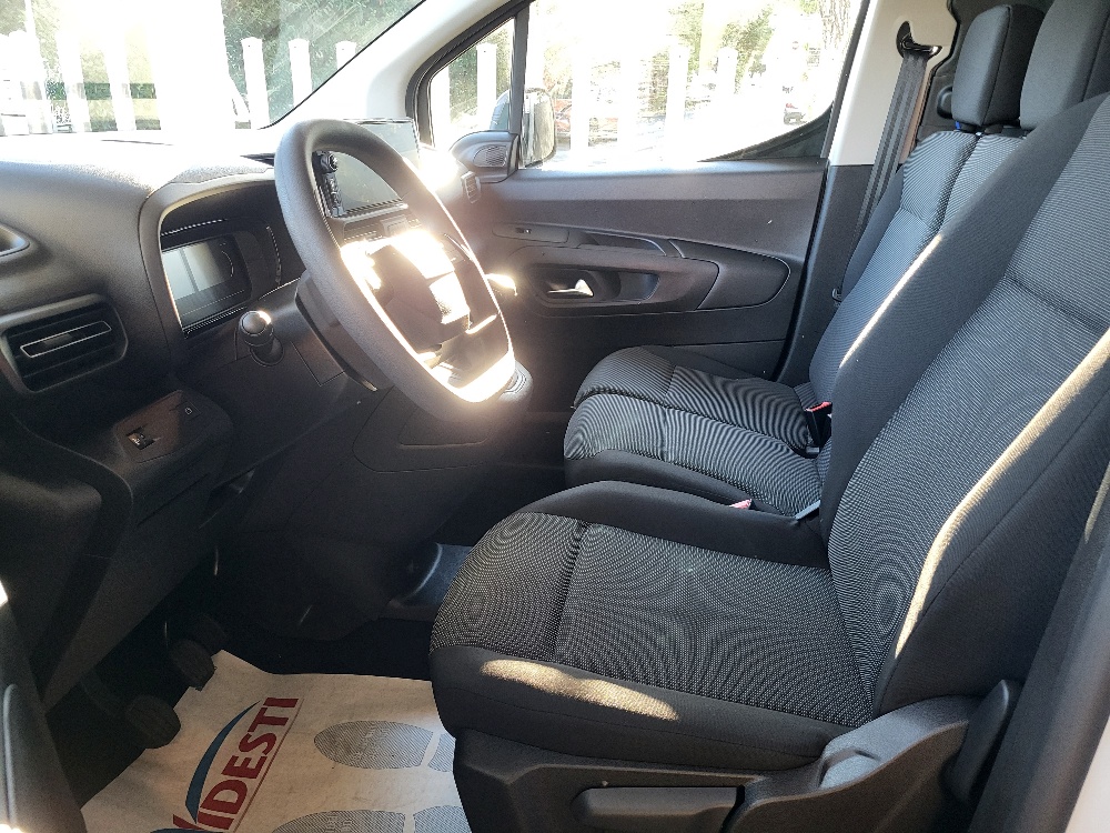 FIAT DOBLO’ CARGO 3 POSTI 1.5 BlueHdi 100cv – KM0 2025 – IN PRONTACONSEGNA – PREZO PROMO