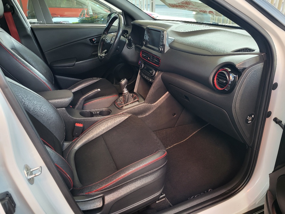 HYUNDAI KONA 1.0 t-gdi 120cv X-POSSIBLE – OK NEOPATENTATI