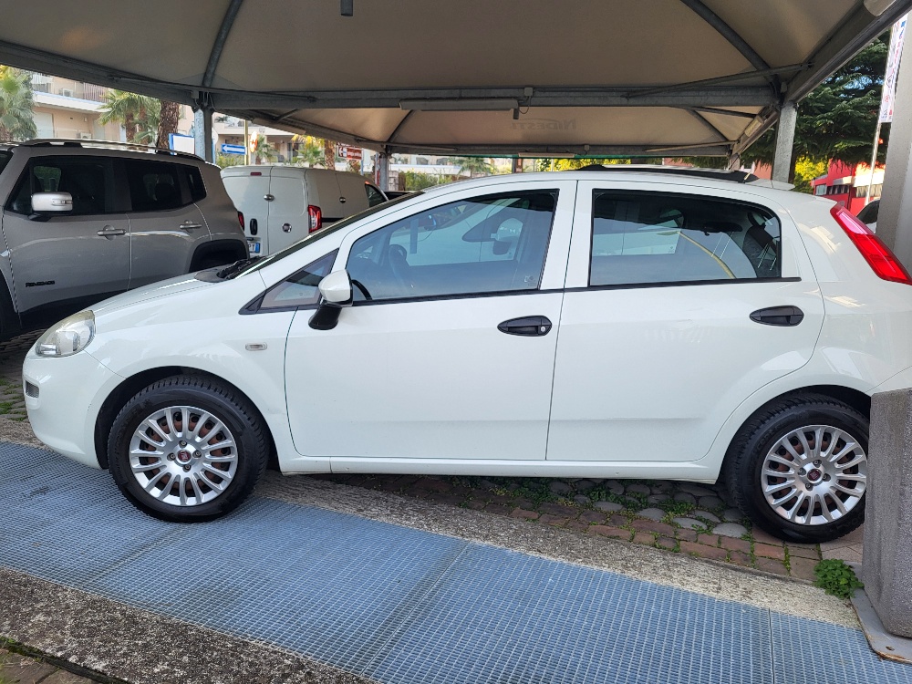 FIAT PUNTO 1.4 IMPIANTO GPL ORIGINALE – OK NEOPATENTATI!!!