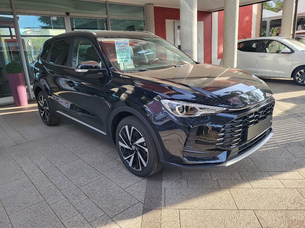 MG ZS 1.5 HYBRID+ 197cv LUXURY – KM0