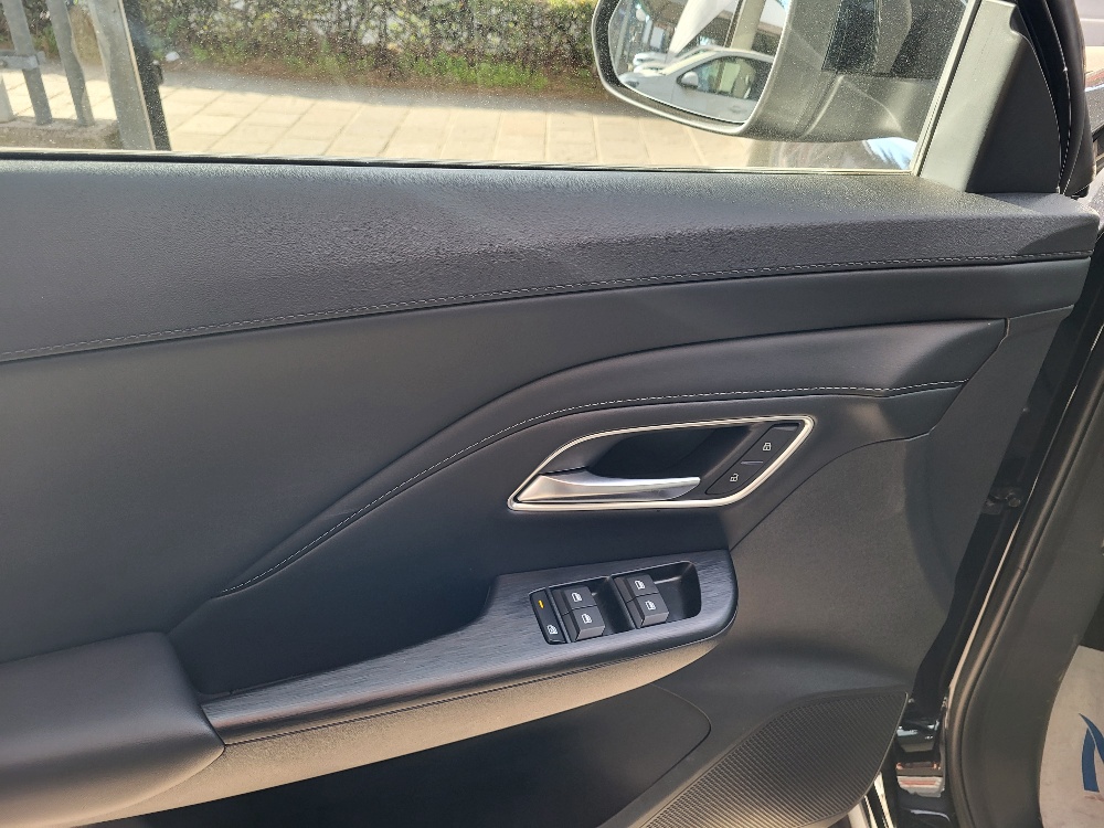 MG ZS 1.5 HYBRID+ 197cv LUXURY – KM0