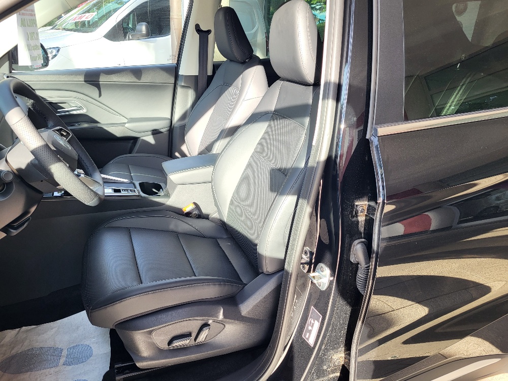 MG ZS 1.5 HYBRID+ 197cv LUXURY – KM0