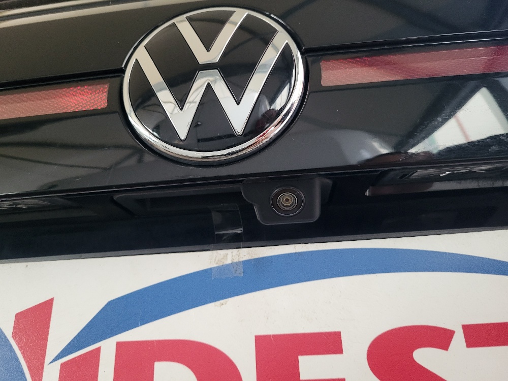 VOLKSWAGEN T-CROSS 1.0 TSI 95cv IURBAN – OK NEOPATENTATI