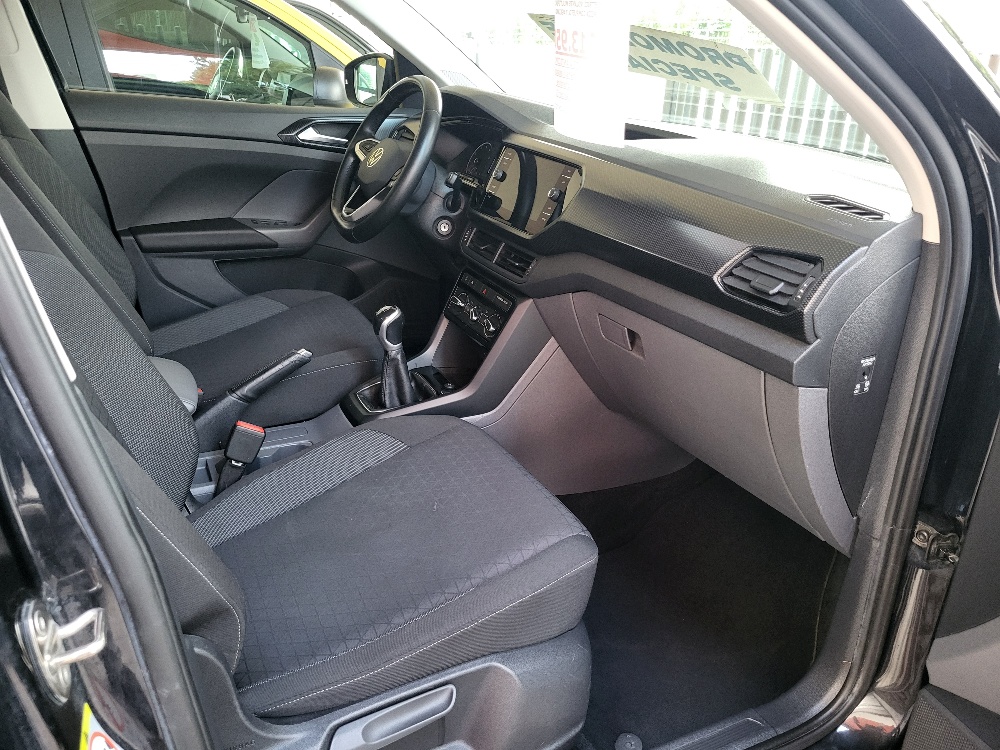 VOLKSWAGEN T-CROSS 1.0 TSI 95cv IURBAN – OK NEOPATENTATI