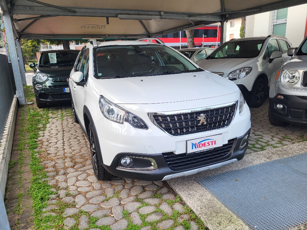 PEUGEOT 2008 1.2 BENZINA 110cv – UNICO PROPRIETARIO