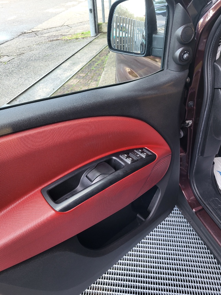 FIAT DOBLO’ 1.3 MJT 90cv 5 POSTI AUTOVETTURA – OK NEOPATENTATI!!!