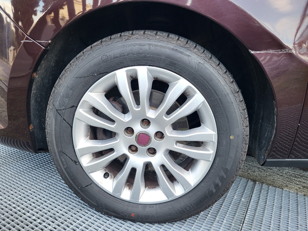 FIAT DOBLO’ 1.3 MJT 90cv 5 POSTI AUTOVETTURA – OK NEOPATENTATI!!!