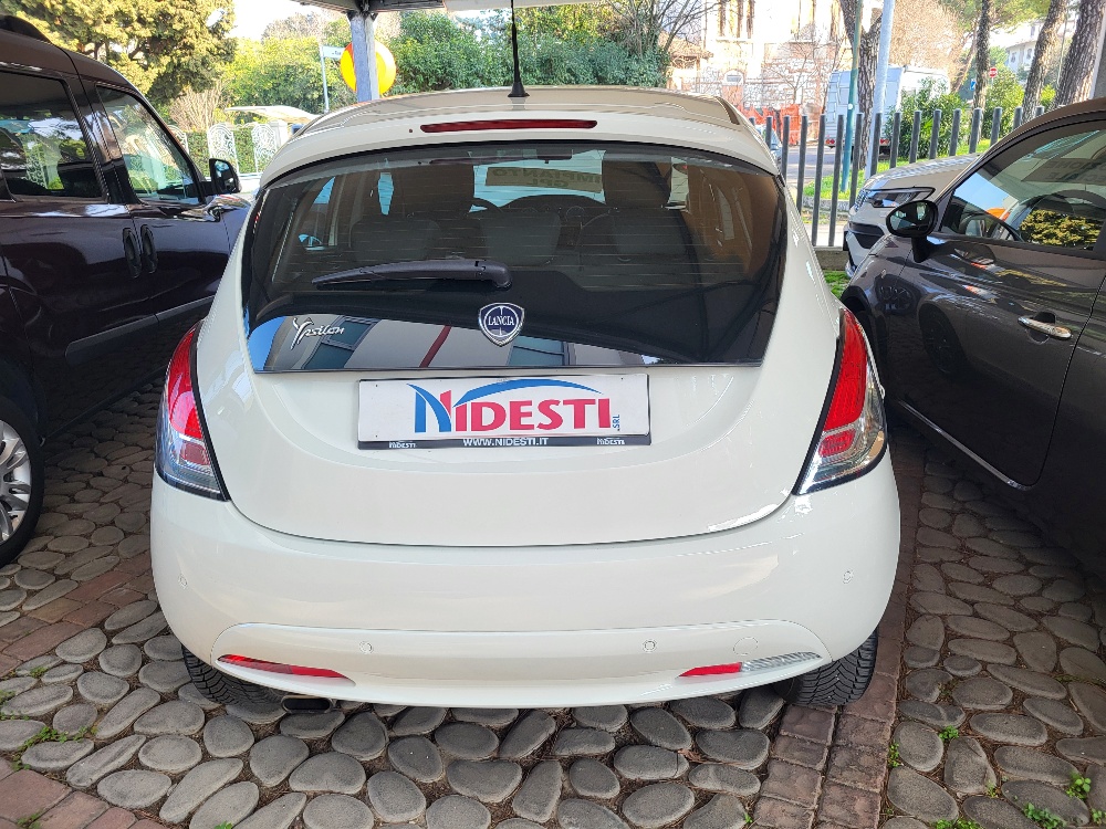 LANCIA Y 1.2 ECOCHIC GOLD BENZINA E GPL STUPENDA – OK NEOPATENTATI!!!