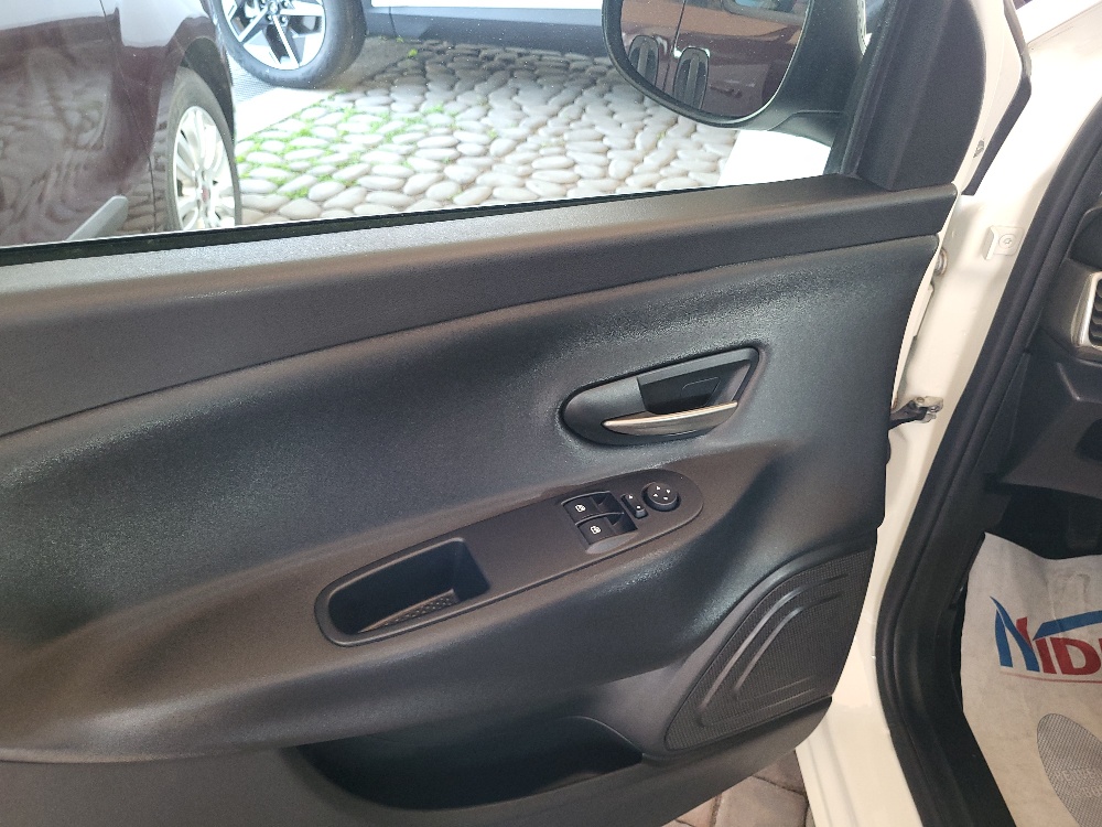 LANCIA Y 1.2 ECOCHIC GOLD BENZINA E GPL STUPENDA – OK NEOPATENTATI!!!