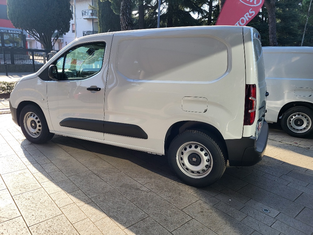 FIAT DOBLO’ CARGO 2 POSTI 1.5 BlueHdi 100cv – KM0 2025 – IN PRONTACONSEGNA – PREZO PROMO