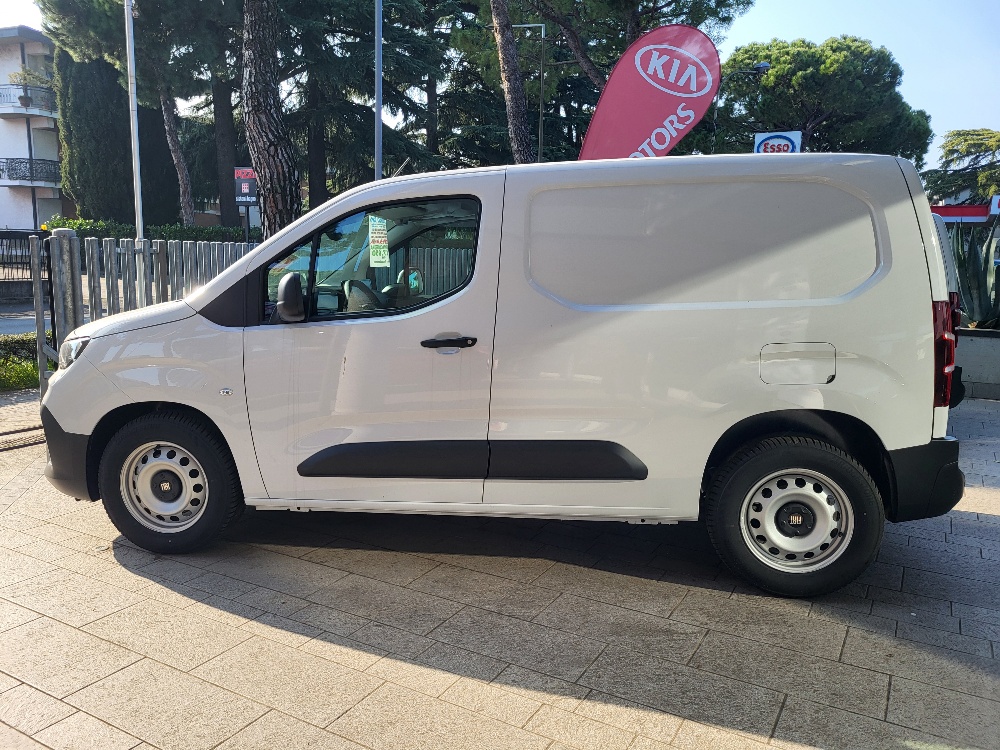 FIAT DOBLO’ CARGO 2 POSTI 1.5 BlueHdi 100cv – KM0 2025 – IN PRONTACONSEGNA – PREZO PROMO