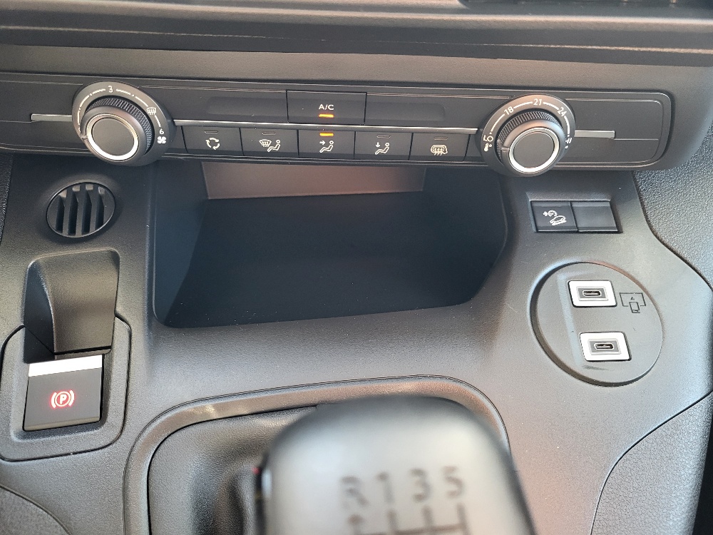 FIAT DOBLO’ CARGO 2 POSTI 1.5 BlueHdi 100cv – KM0 2025 – IN PRONTACONSEGNA – PREZO PROMO