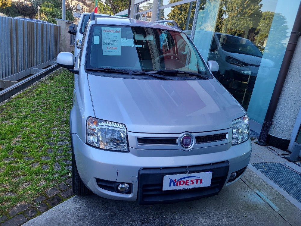 FIAT PANDA 4X4 CLIMBING 1.2 BENZINA STUPENDA – OK NEOPATENTATI!!!