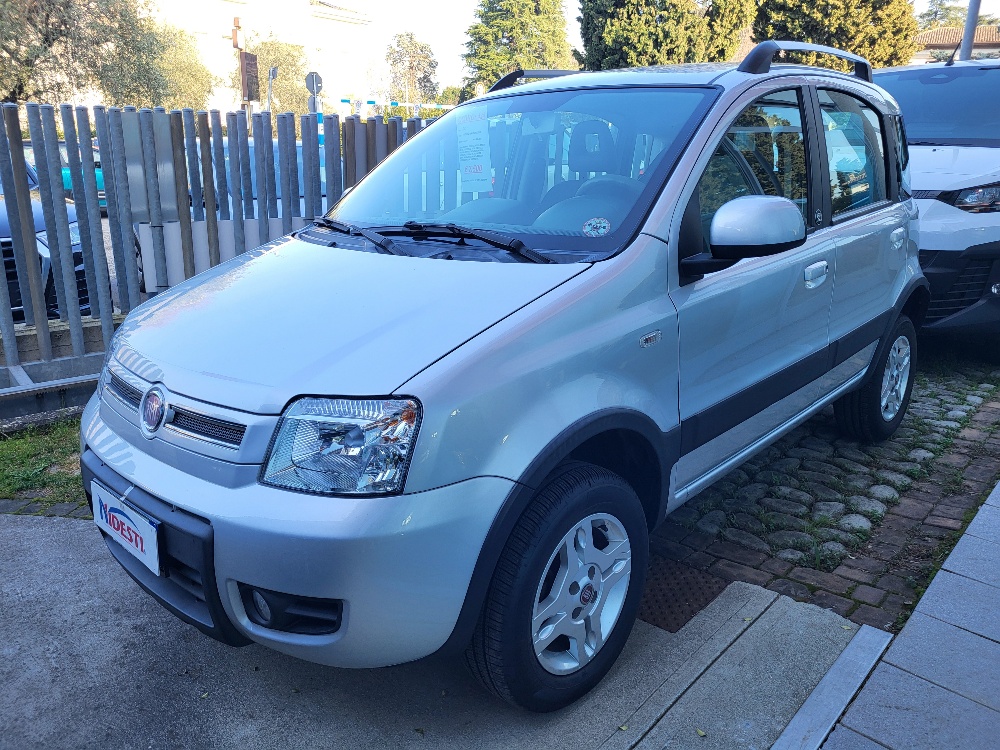 FIAT PANDA 4X4 CLIMBING 1.2 BENZINA STUPENDA – OK NEOPATENTATI!!!
