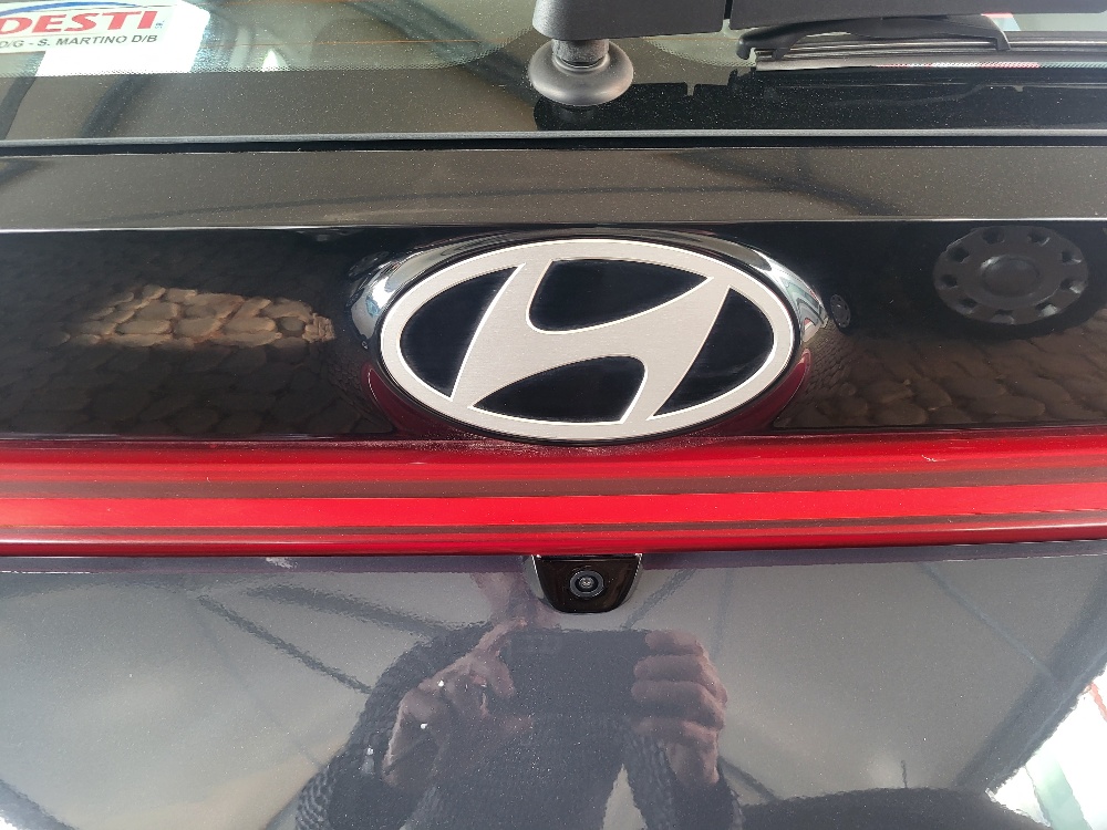 HYUNDAI i20 1.2 BENZINA 84cv CONNECTLINE – PREZZO PROMO